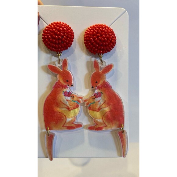 Earrings Kangaroo & Joey Stud Orange Moving Tail Whimsical Statement Unique - Picture 1 of 7